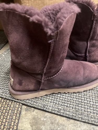 UGG Women's Bailey Button Boots ~ 5803 Size 8 - Picture 4 of 13