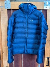 Arcteryx Men's Cerium SV Down Jacket Hooded Medium Blue