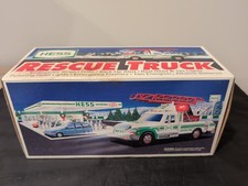 1994 Hess Rescue Truck With Working Lights, Siren and Ladder NIB