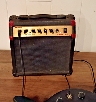 Epiphone Studio 10S - by Gibson - Practice Amp w/Headphone Jack