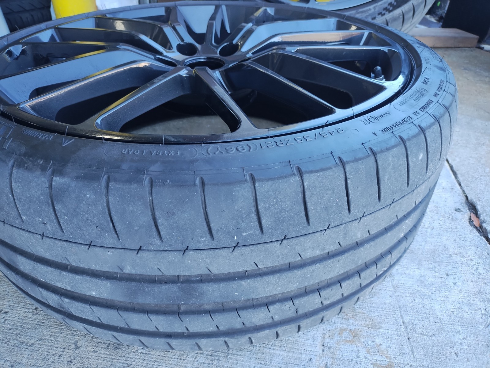 Maserati Quattroporte 2015-2020 Front Wheels Set P/N 670011860