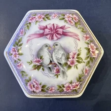 Valentine Serenades Music Box Dove ‘Let Me Call You Sweetheart’ Porcelain