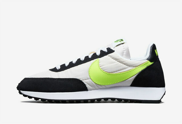 nike air tailwind size