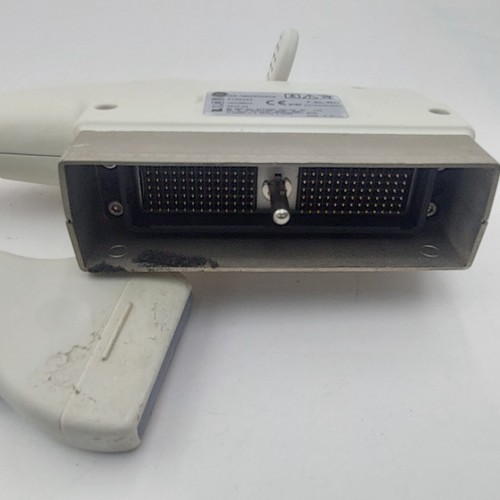 GE 7.5L-RC Ultrasound Probe - Picture 3 of 9