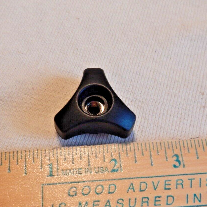 Misc. -1 - 3 Prong - 1 1/2" Wide - Wing Nut Knob -Metric 6 Threads