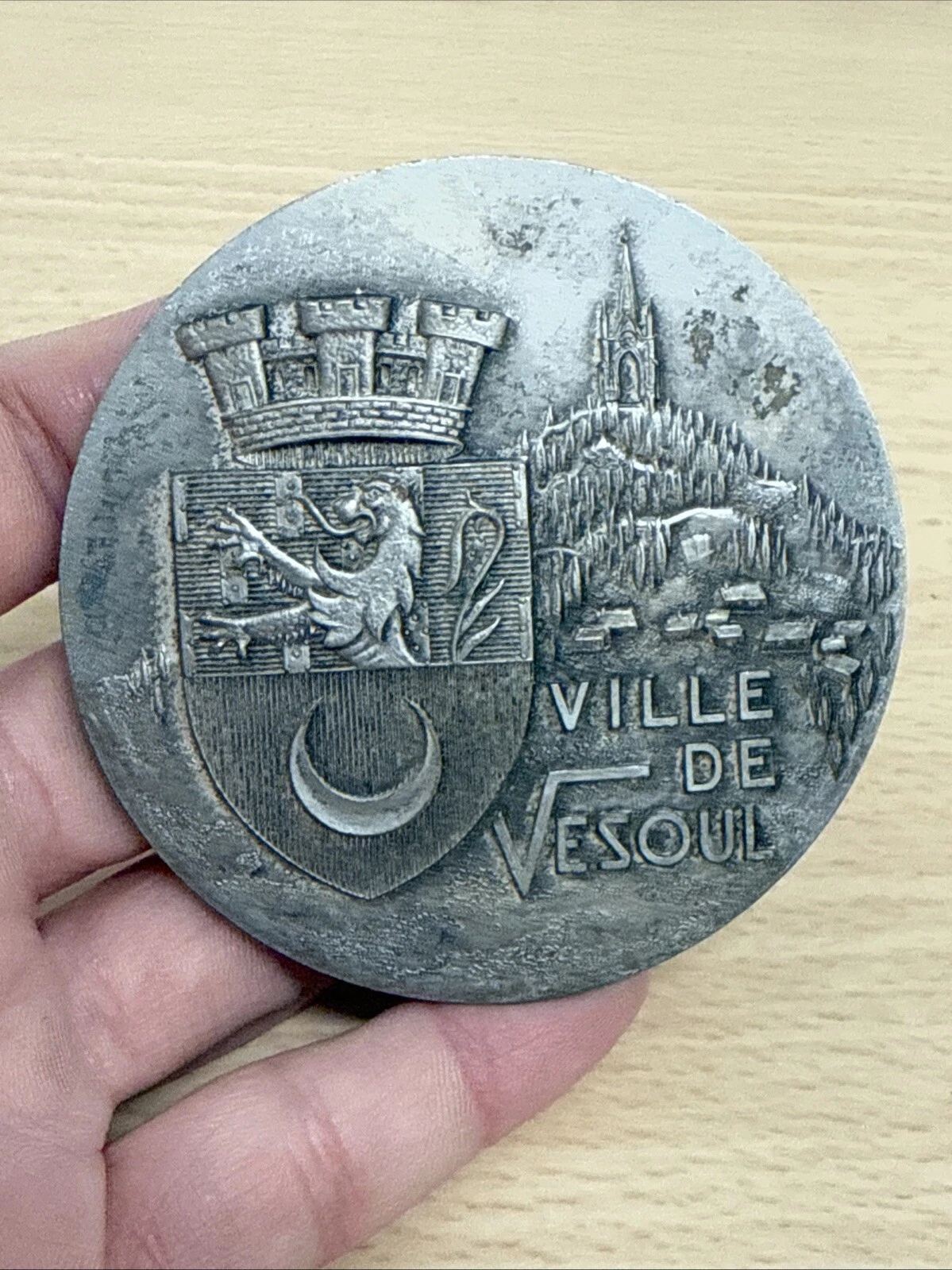 Médaille Ville De Vesoul MR Raymond Barre Premier Ministre En Bronze 1984
