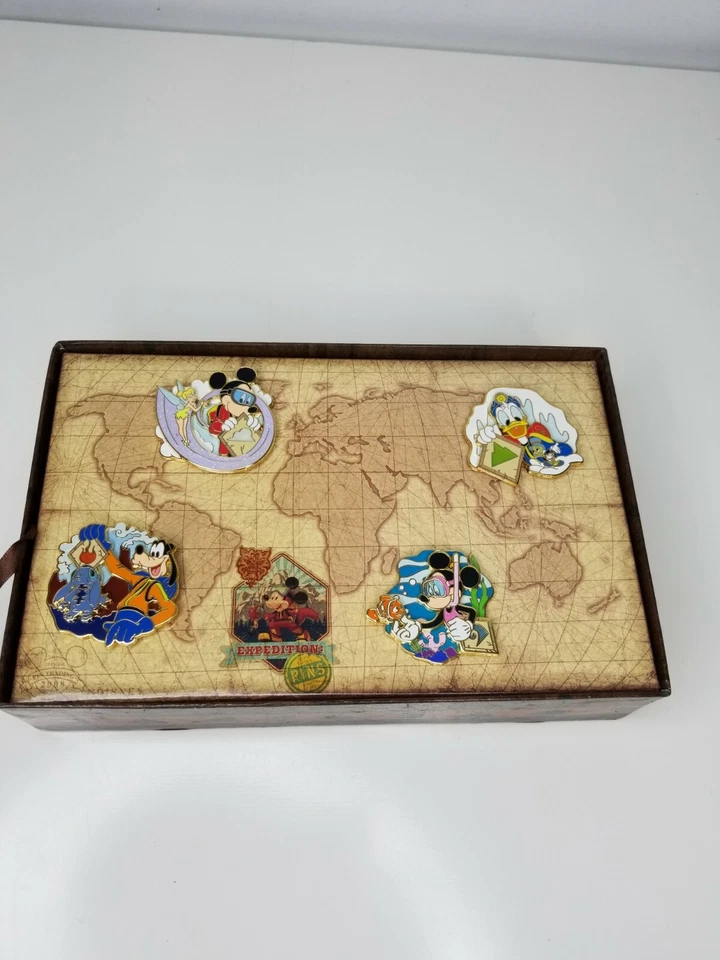 Disney World Expedition PINS 2008 Everest Limited Edition 300 4 Pin Box Set RARE - Image 2 of 4