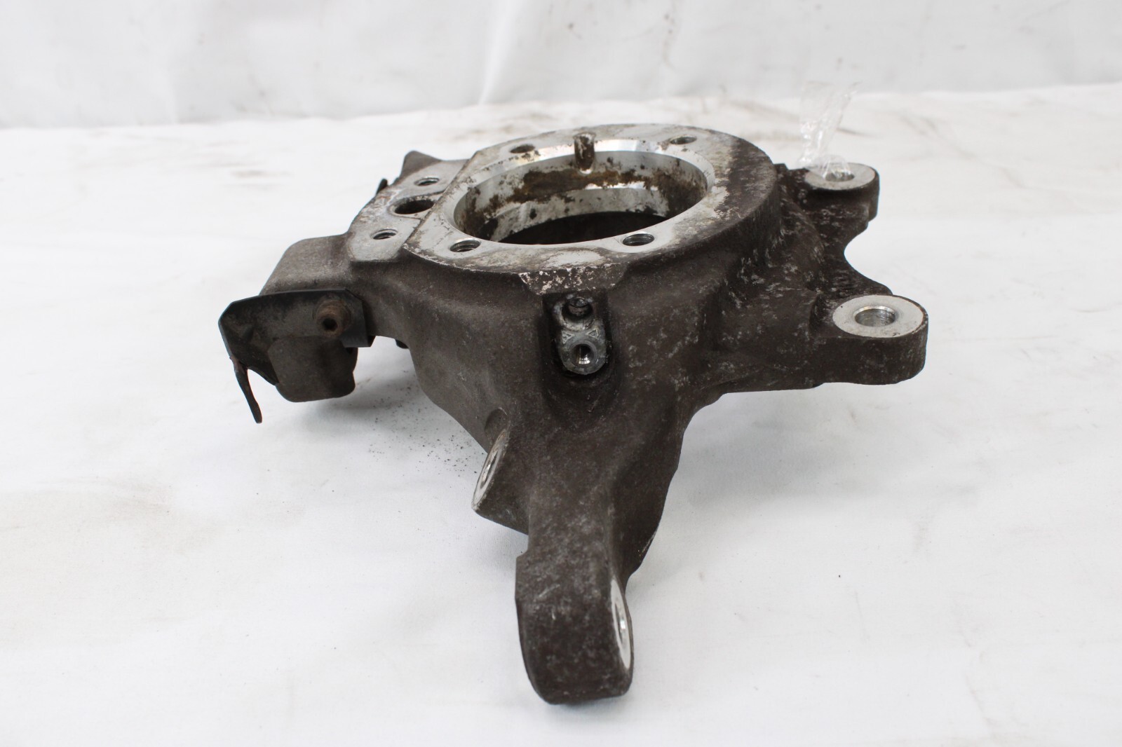 🚀 MASERATI QUATTROPORTE AWD REAR RIGHT SIDE SPINDLE KNUCKLE HUB OEM 2014 - 2016