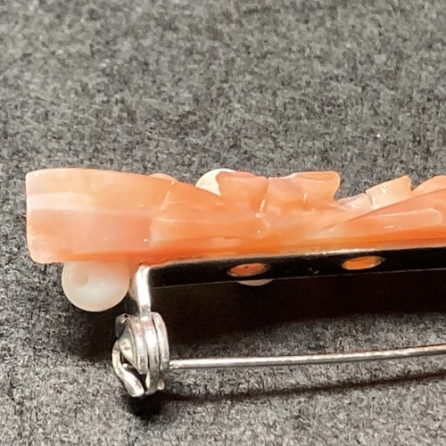 Vintage Brooch Natural Pink Coral Carved flower from Japan - Picture 16 of 20