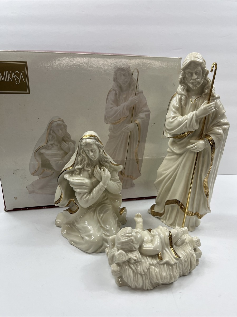 Mikasa 3 Piece Holy Night Nativity Set KT421/595 Gold Holy Family