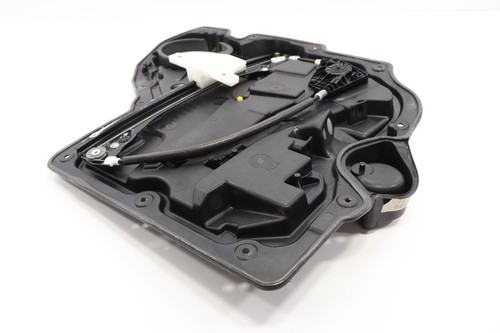 2020-2025 CHRYSLER VOYAGER REAR LEFT SLIDE DOOR WINDOW REGULATOR W/ CARRIER OEM - Picture 6 of 12