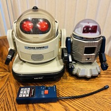Radio Shack ROBIE JUNIOR  TALKING ROBIE with Remote robot lot. PARTS / REPAIR