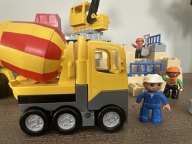 LEGO Duplo Construction Site 4988- Incomplete (missing 2 Pieces)