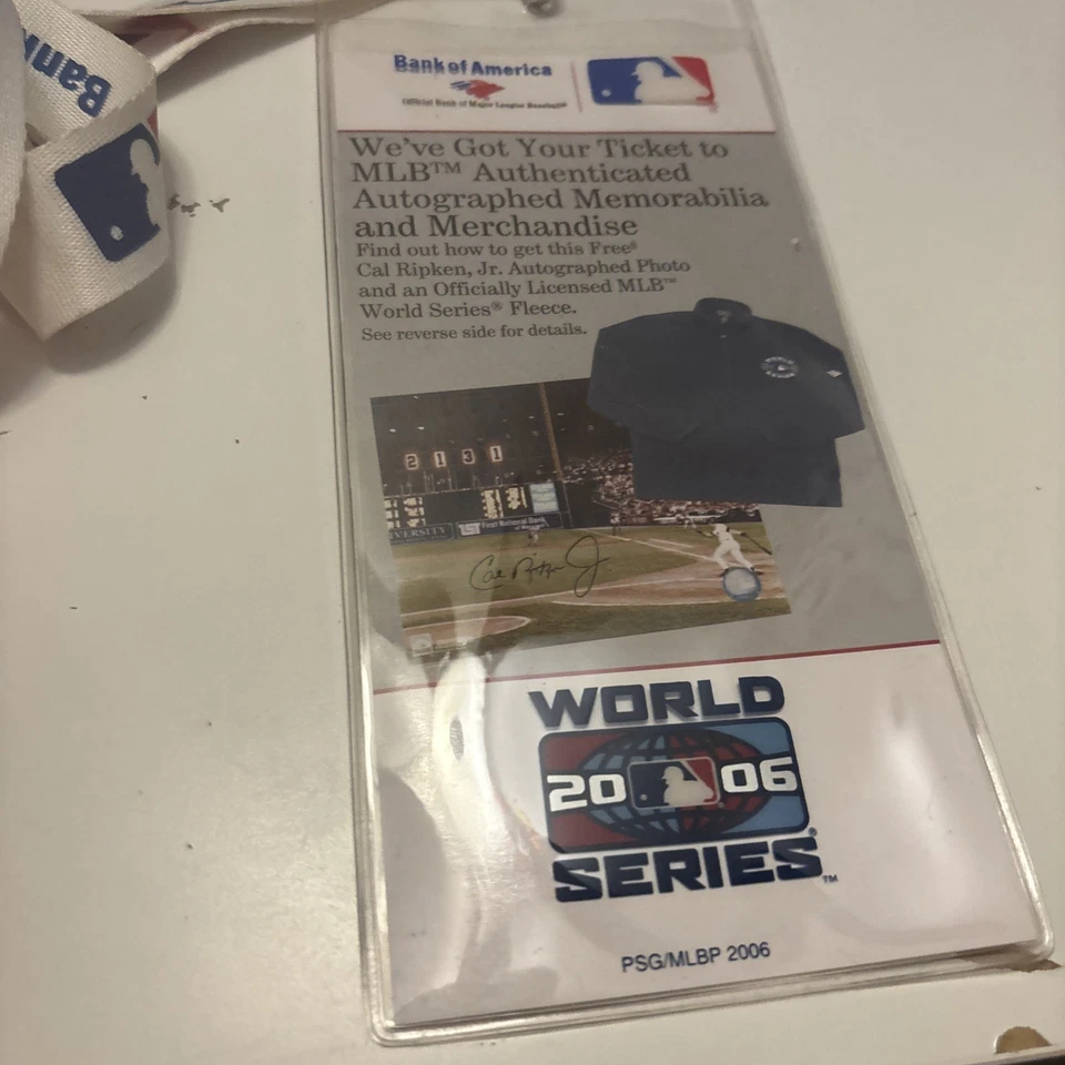 2006 World Series Lanyard & 2009 St Louis Cardinals Annual Winter Warm Up Pass - Image 4 of 4