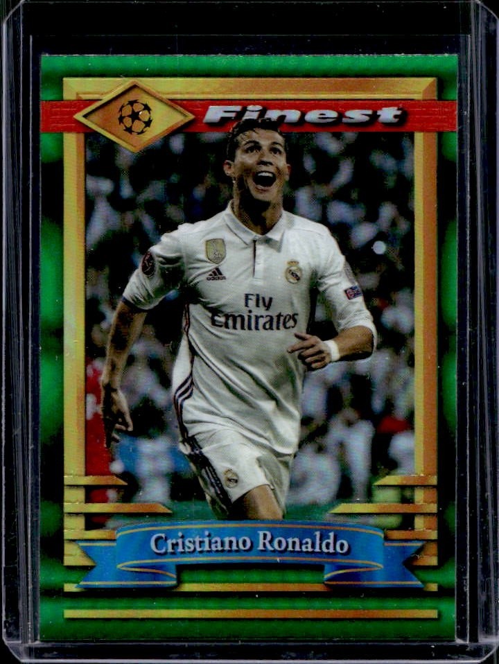 2022-23 Topps Finest Flashbacks UEFA Cristiano Ronaldo Refractor #77 Real Madrid view 1