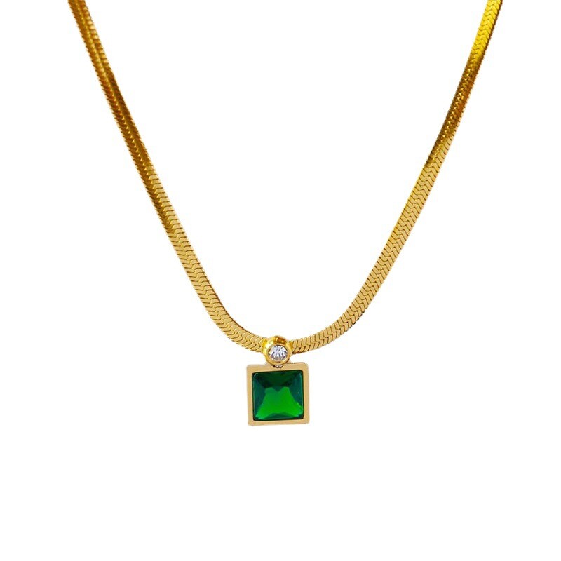 Stainless Steel Chain Turning Green Neck Turning Green From Fake