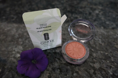 Clinique cheek pop blush pop new in box .12oz  select your shade 