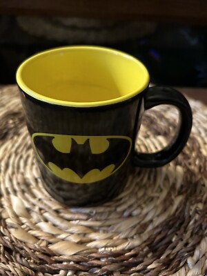 Batman TM & DC Comics Vintage Batman Logo Black And Yellow Inside 