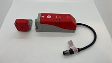 Allen-Bradley 440G-LZS21SPLH Guard Master Guardlock Solenoid Interlock Switch