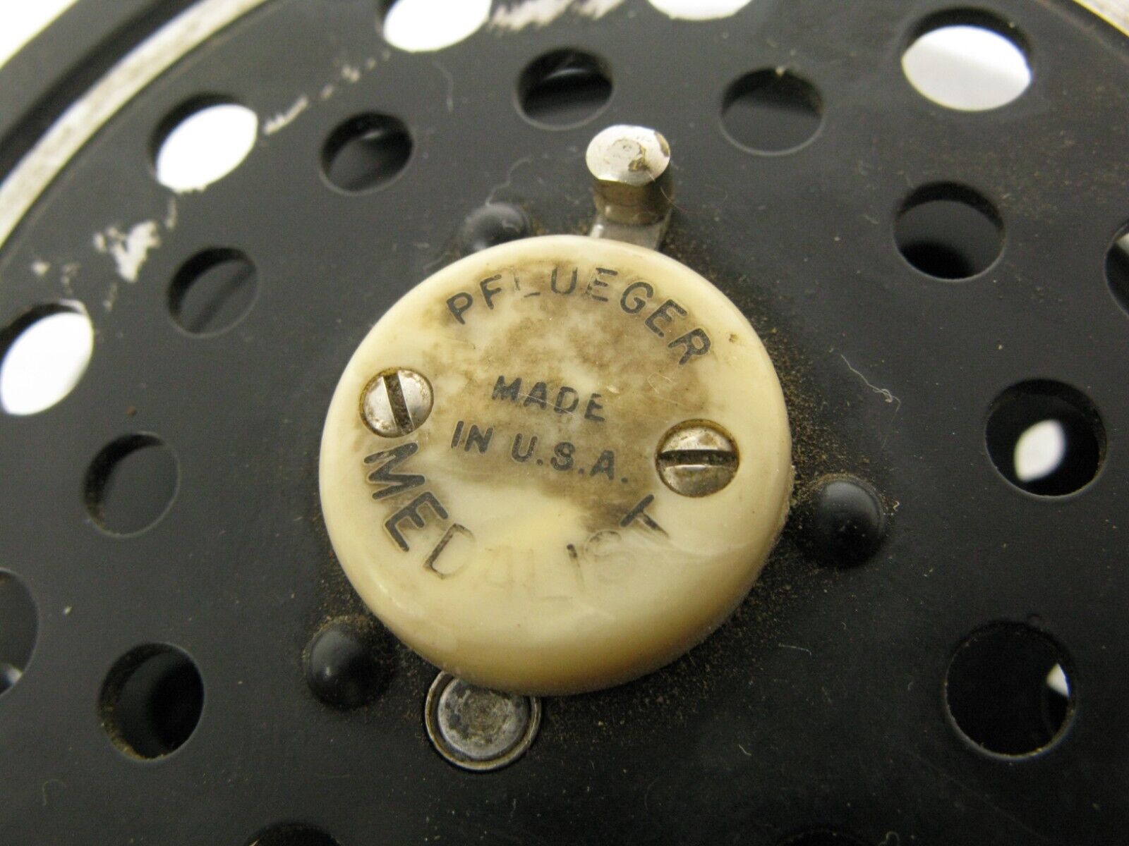 Vintage Pflueger Medalist 1495 DA Single Action Fly Reel made in USA