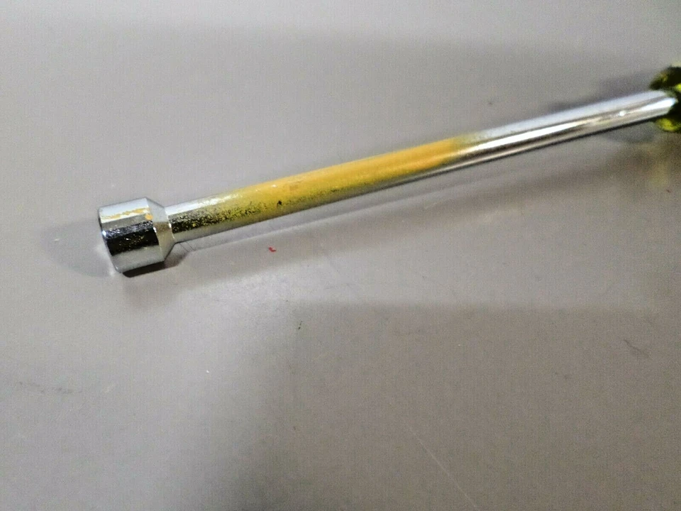 Klein Tools 11/32" Nut Driver 6 Inch Hollow Shaft, Cushion Grip 646-11/32 In.  - Image 3 of 4