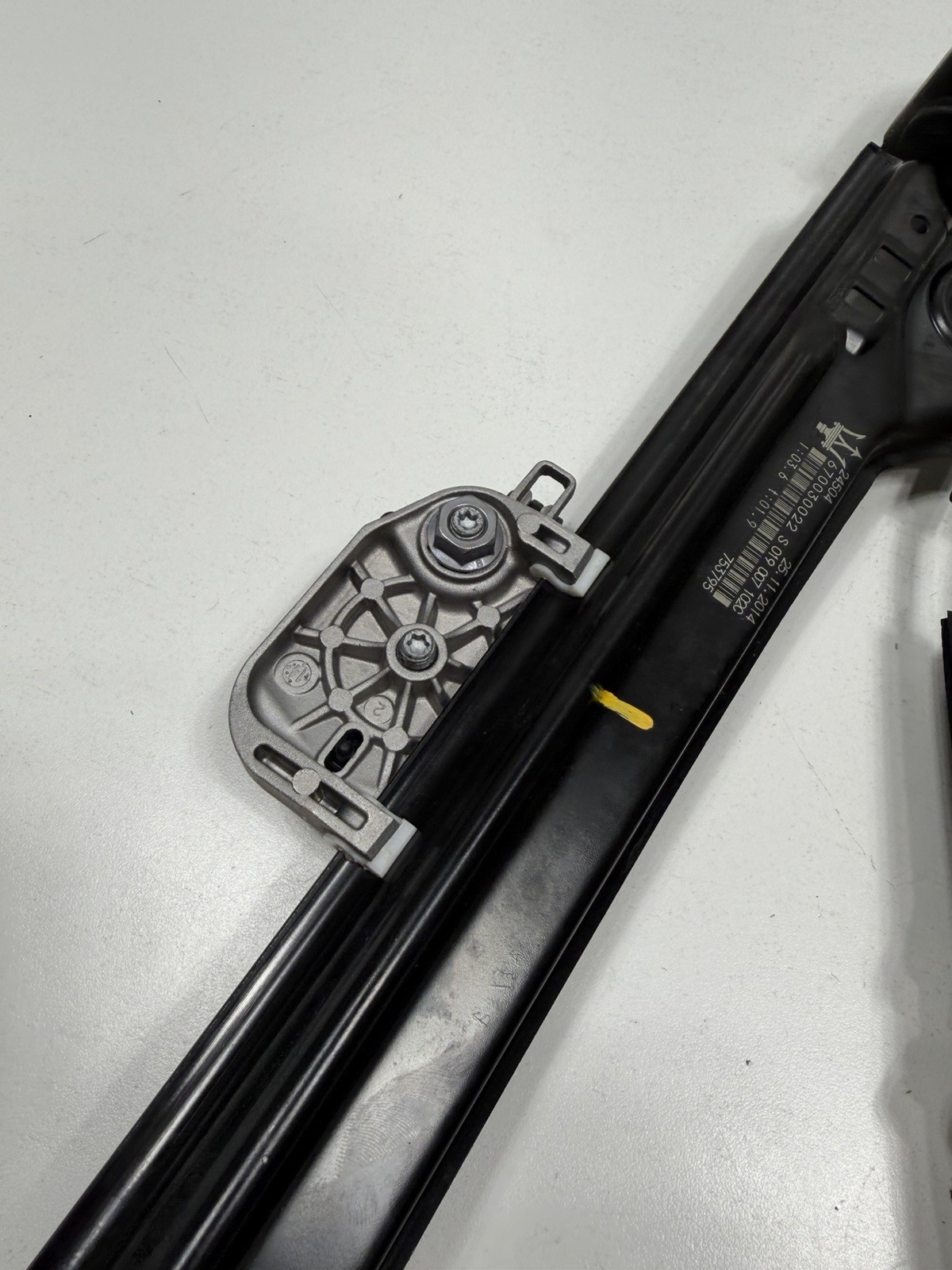 Maserati Ghibli 2014-2022 Rear Right Window regulator