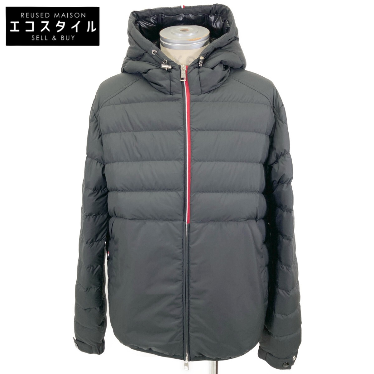Vintage 24 Year Old Moncler GLAREY Black Hooded Down Jacket Size M