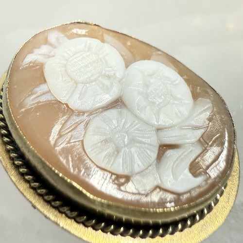 Vintage Hand Carved Shell Cameo Bouquet Daisy Brooch and Pendant 2.5cm Dainty - Foto 3 di 11