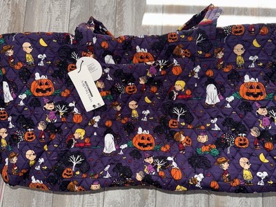 Vera Bradley PEANUTS HALLOWEEN Large Travel Duffel Bag  EXACT 3-nwt Unique Front
