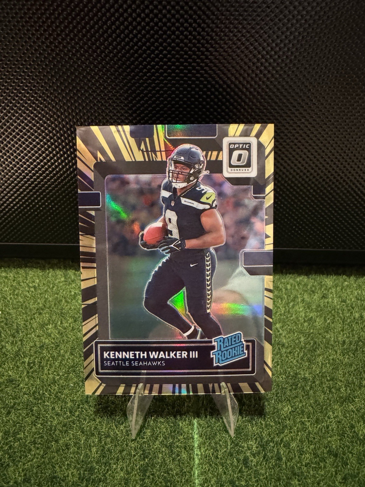2022 Donruss Optic - Rated Rookie Kenneth Walker III #218 Electricity Prizm /65
