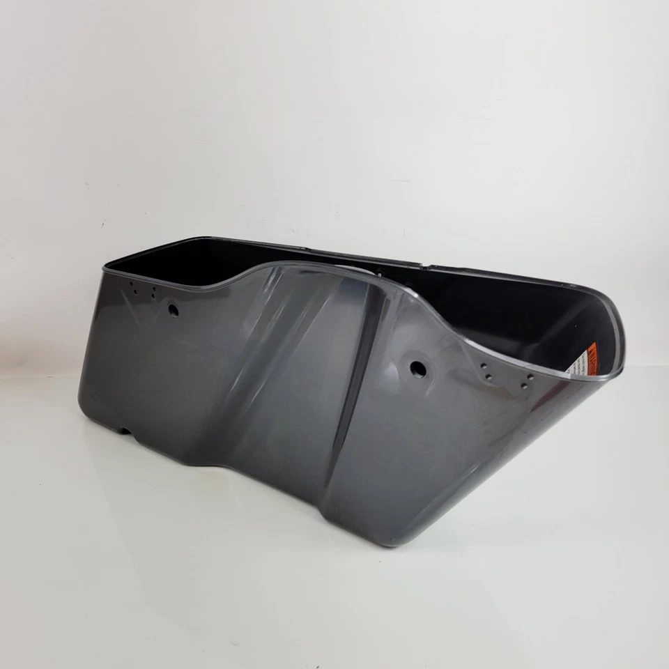 Оригинальная левая седельная сумка Harley Davidson 2022 Ultra Limited с перчатками серая металлик - Изображение 4 из 4