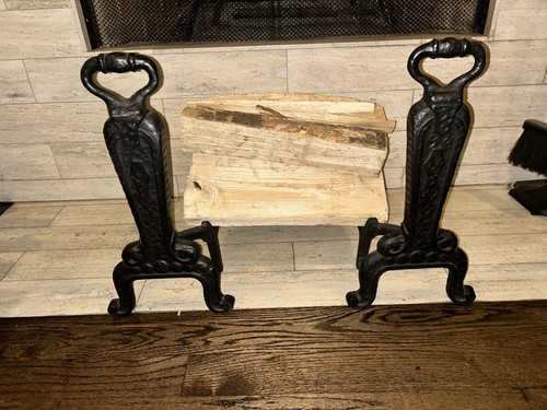 PAIR OF ANTIQUE CAST IRON KEYHOLE STYLE ANDIRONS