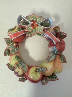 RARE Fitz & Floyd Enchanted Holiday Fruit Wreath Ceramic Wall Hanging 10''x9''