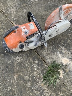 Stihl Saw TS 400 Complete Set with Blade