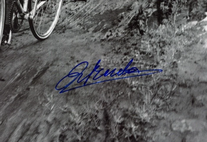 Impresión firmada por Eddy Merckx - París-Roubaix 1969, fotografía de ciclismo de 20 x 16 pulgadas Foto 3 de 4