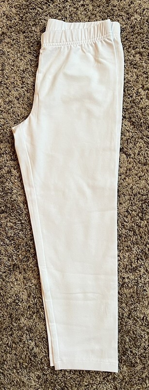 NWOT Lands’ End Girls Sz Lg 10 / 12 White Knit Cropped Leggings NEW!