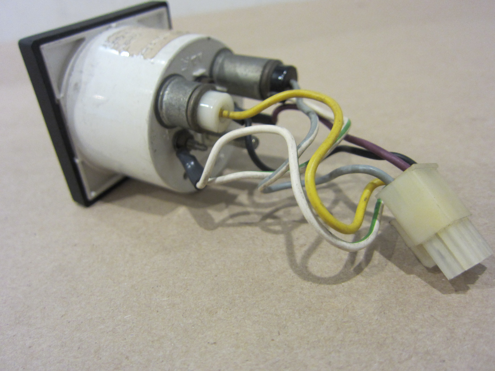 Ferrari Mondial 3.4 T Coupe- Fuel Level Gauge Part# 136701
