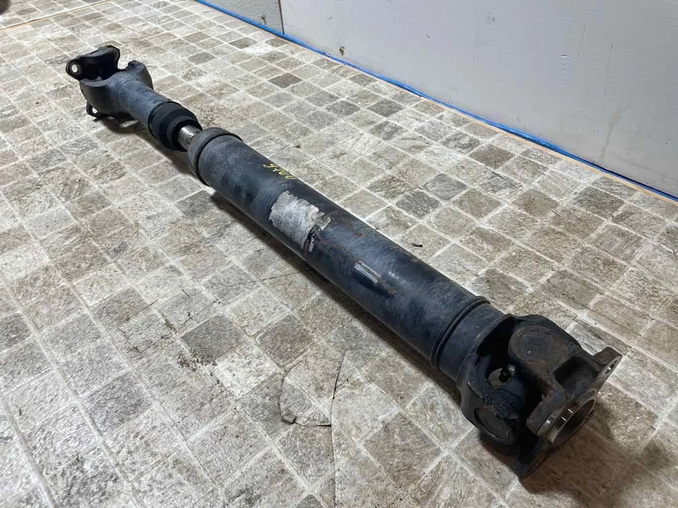 Eje de transmisión delantero compatible con Infiniti QX56 2011 2012 2013 5,6 L 4x4 Foto 2 de 4