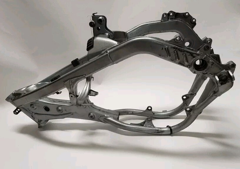 2003 Kawasaki KX250 Main Frame Chassis Body ORIGINAL PAINT 32160