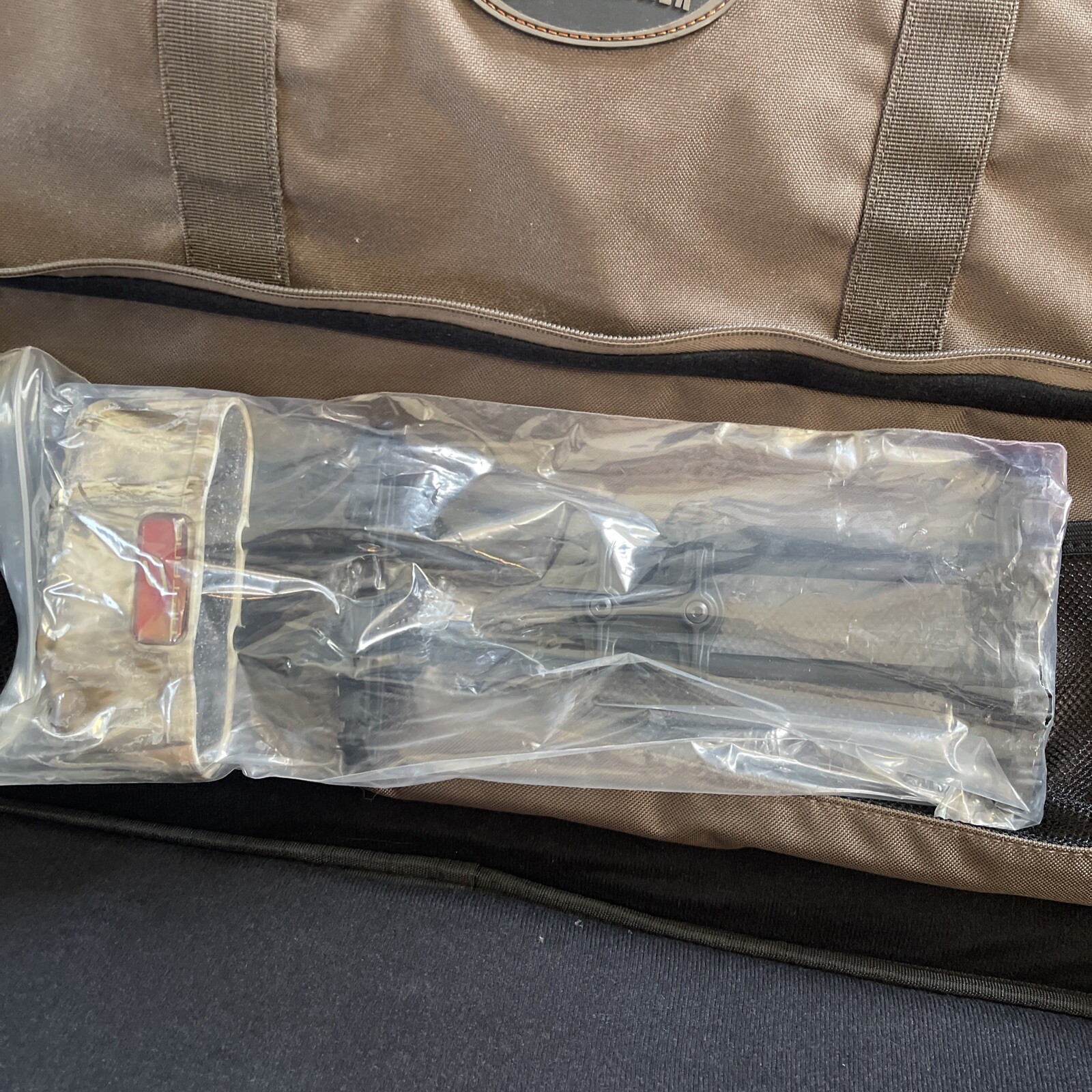 BOWTECH Diamond Archery Core Right Hand Compound Bow Bag Arrows