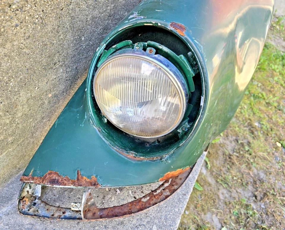 USED ORIGINAL GENUINE PORSCHE 911 912 LWB LEFT FRONT FENDER 1969-73 TURBO FLARE - Image 4 of 4