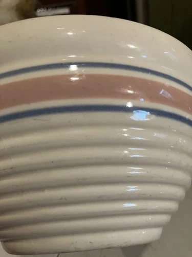 Vintage USA Pottery Hull? Beehive Bowl 8.5 Inch Cream Pink And Blue