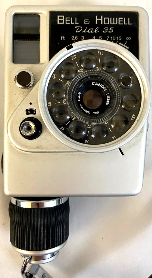 Bell & Howell Dial 35 35mm Film Camera w/ Case, 2 Flashes, Manual & Film Tested - Image 3 of 4