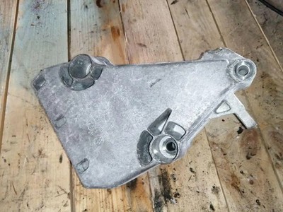 VW CADDY III Furgon 2KA, 2KH, 2CA, 2CH Motorhalterung hinten 33864080