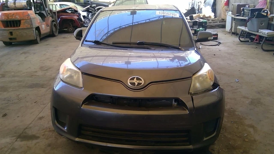 Throttle Body Fits 08-12 SCION XD 6573592 - Image 2 of 4