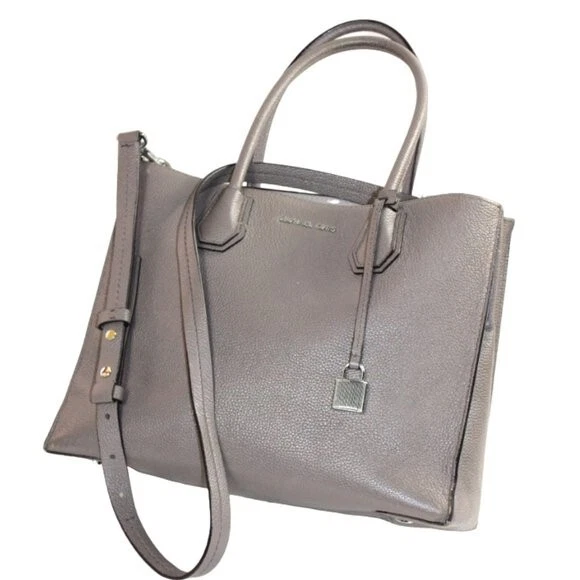 Cartera convertible Michael Kors Mercer de cuero gris Foto 4 de 4