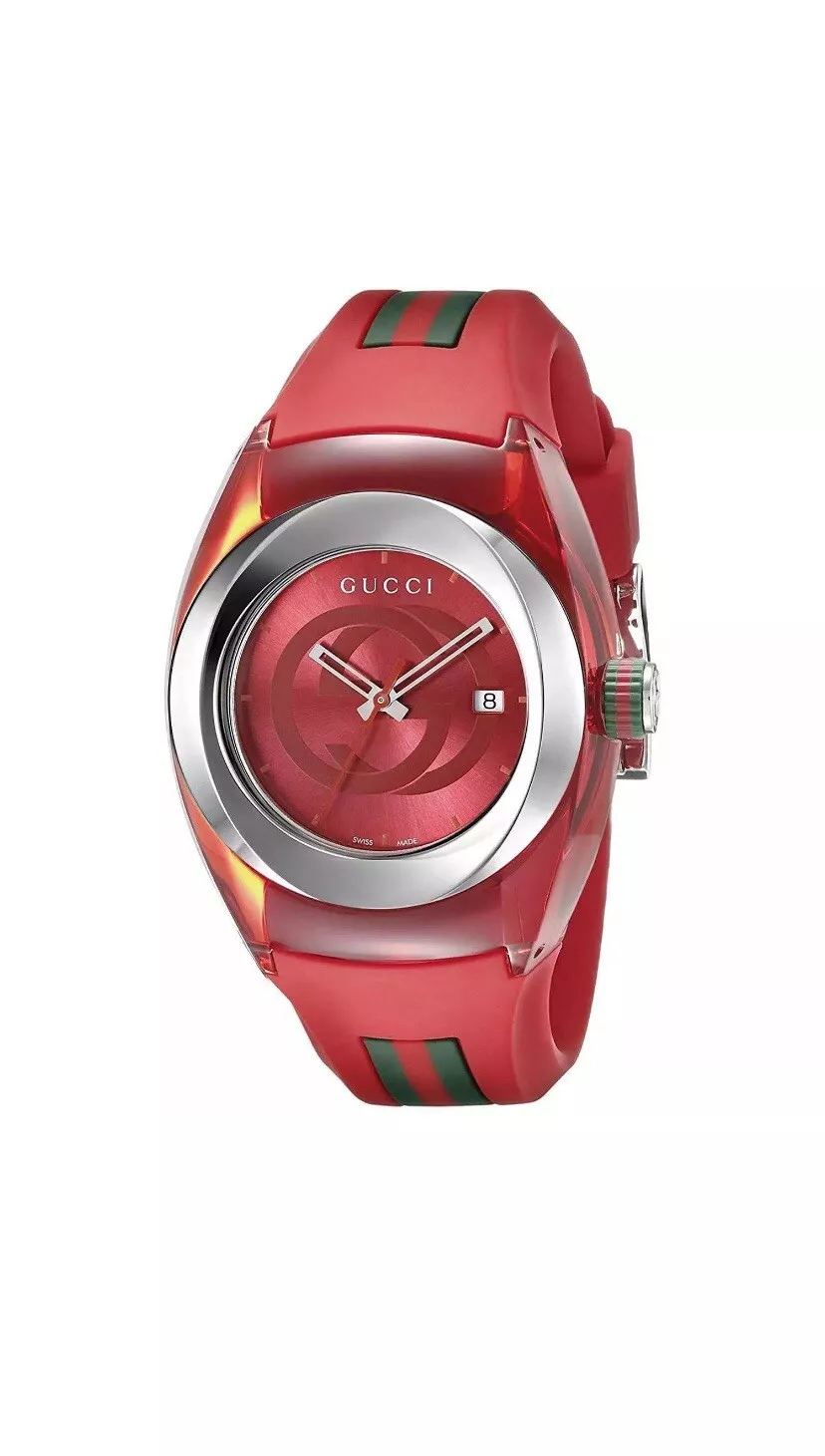 Montre femme Gucci Sync L cadran rouge bracelet caoutchouc YA137303 (PDSF )