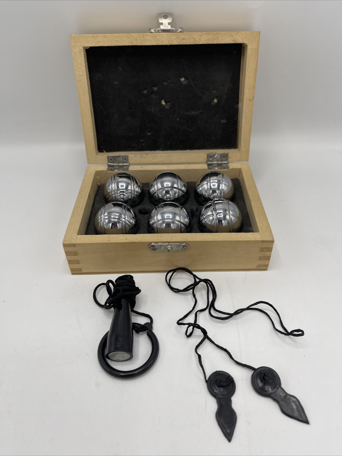 Juego de mini bolas con accesorios que falta el gato con cable de medición magnético