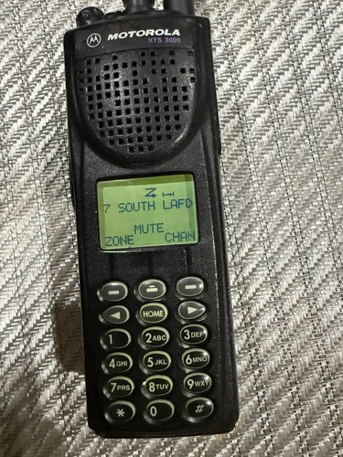 1-Motorola XTS3000 MODEL 3 700-800MHZ. LAFD FREQS PROGRAMMED AS SCANNER w/MODAT - Picture 6 of 19