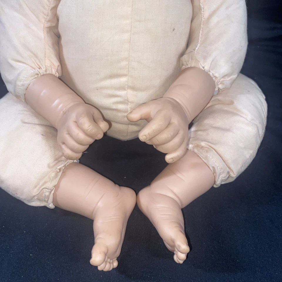 Muñeca bebé vintage 1998 Citi Toy muñeca bebé ojo verde pelo rubio boca abierta BS168 Foto 3 de 4